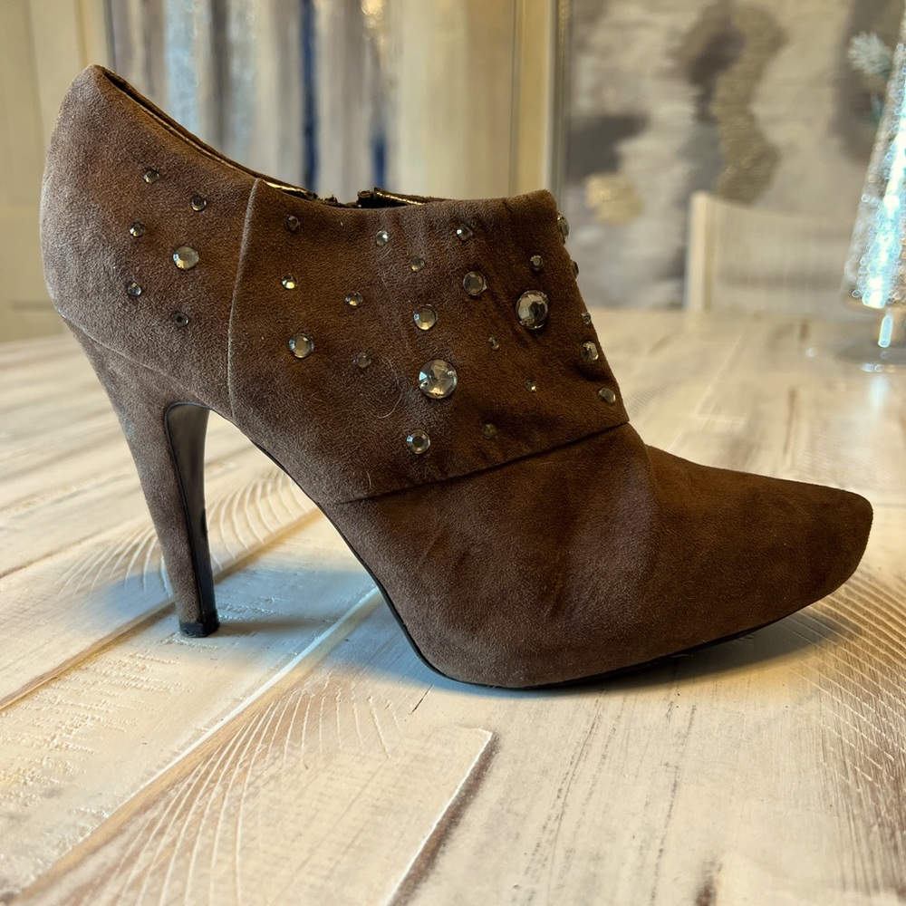 Kathy Van Zeeland Penn Brown Jeweled Booties